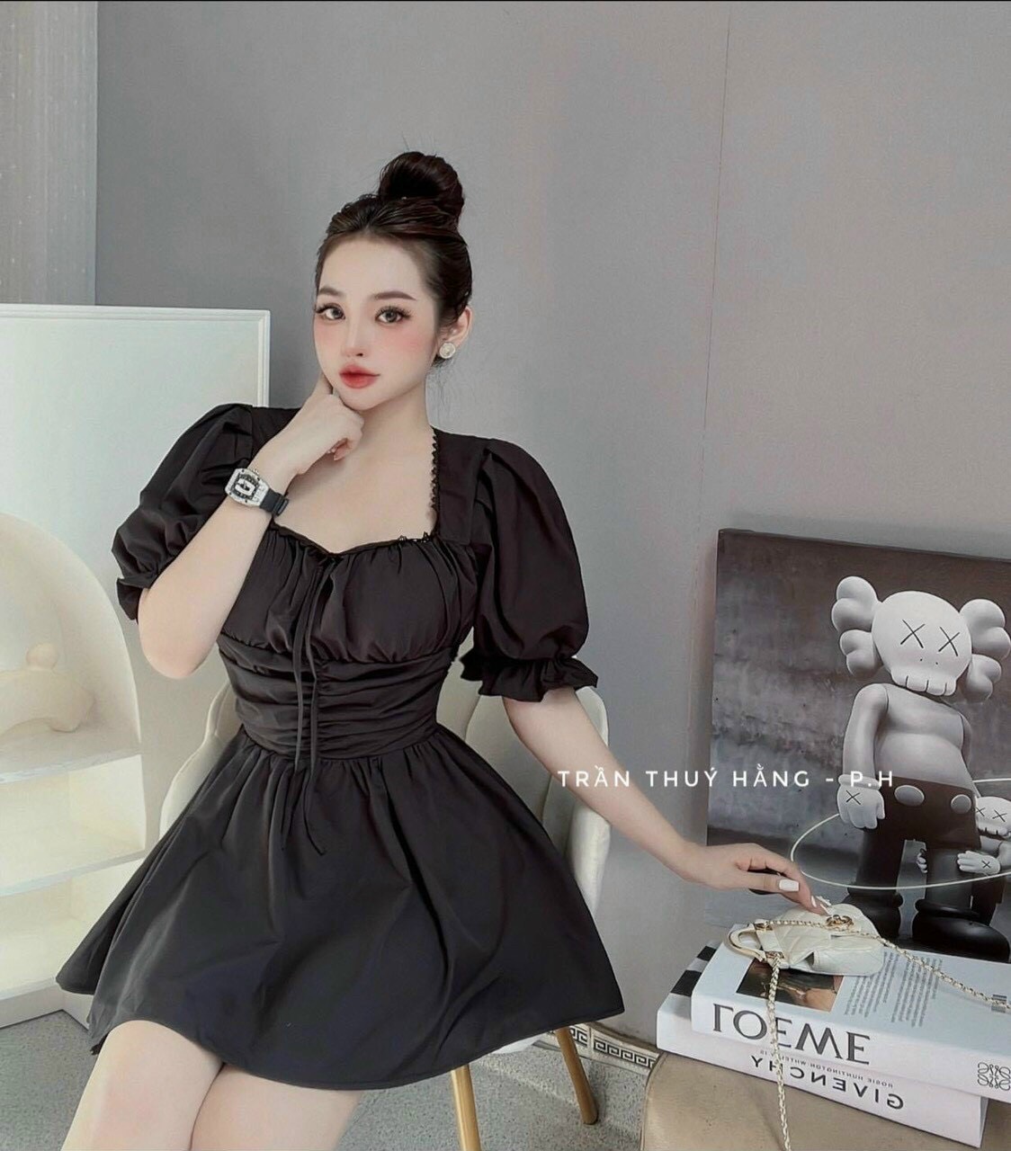 Đầm Xòe Tiểu Thư Bo Eo Tay Phồng Hở Lưng