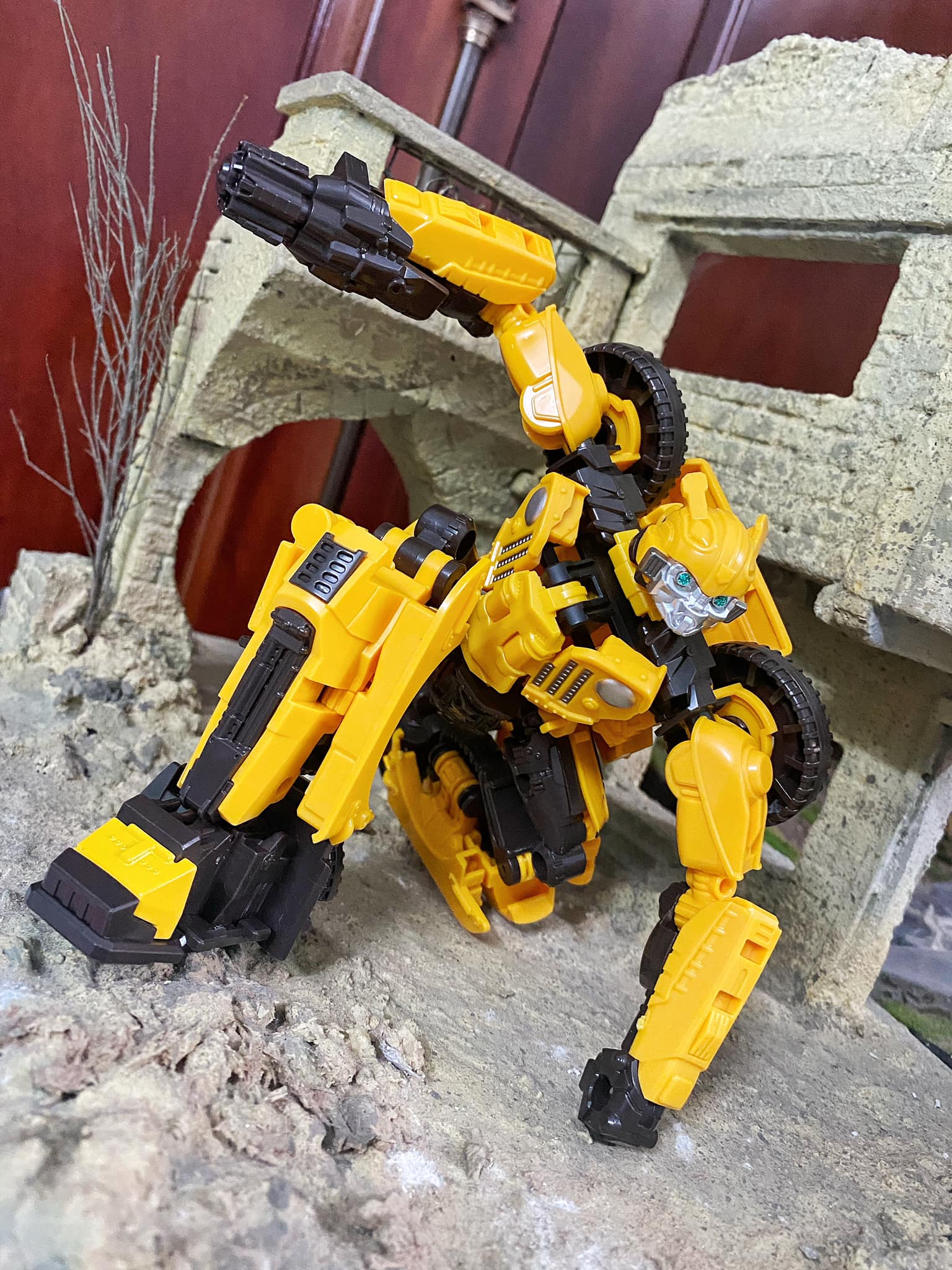 Mô hình robot Transformers Bumblebee YS-01C KO Oversized SS49, YS-03C KO Oversized SS57