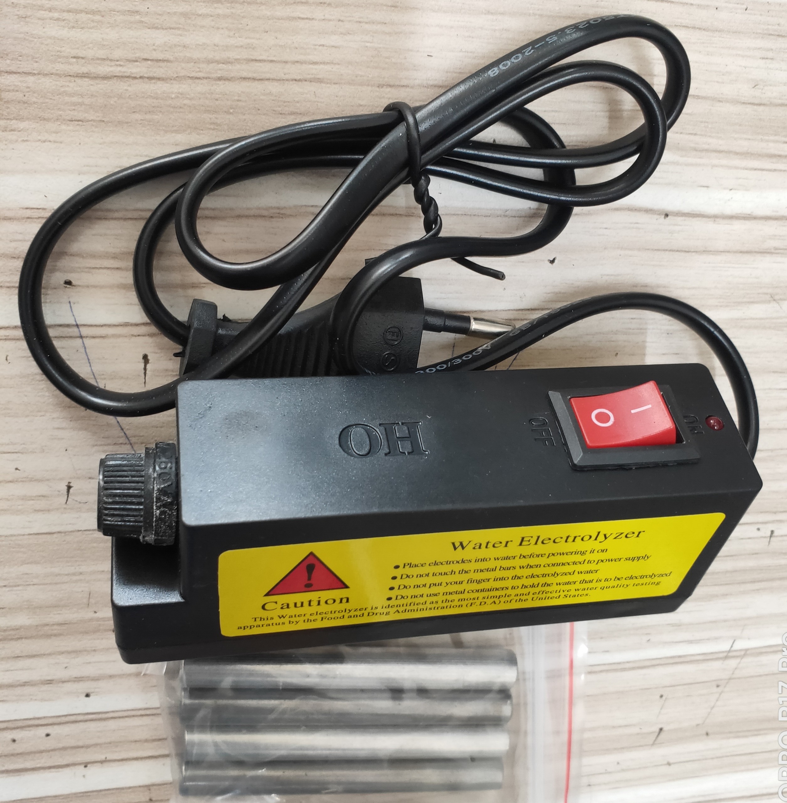 Máy Điện Phân Kiểm Tra Chất Lượng Nước Sạch Để Thử Nước (Tặng Kèm 4 Điện Cực)