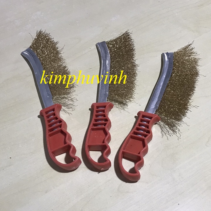 01 cái - bàn chải sắt cán dài - bàn chải đánh rỉ - bàn chải chà sét