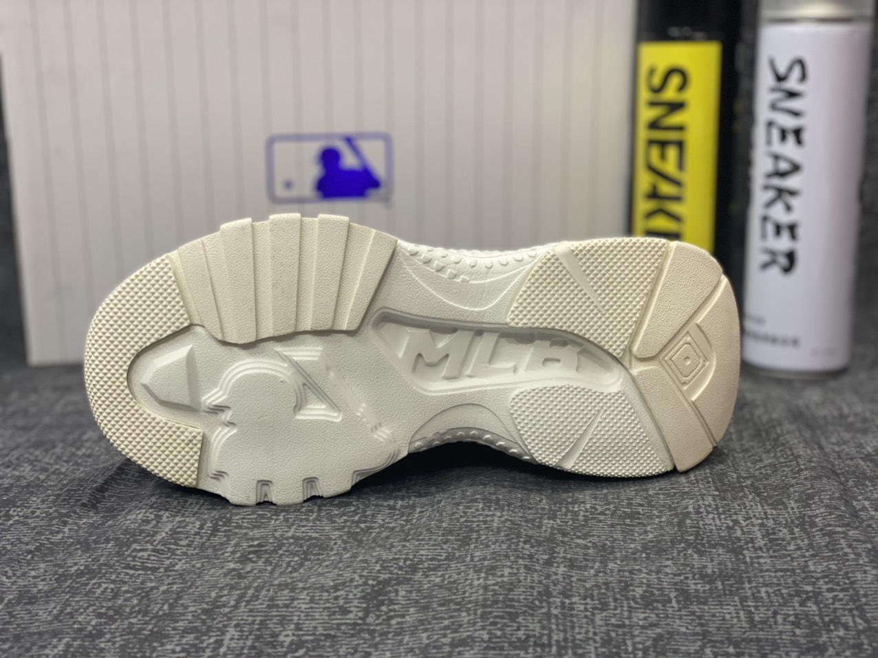 [FreeShip] [Rẻ vô địch] [Có sẵn] [Giá hủy diệt] [Ảnh thật] Giày sneaker nữ MLB