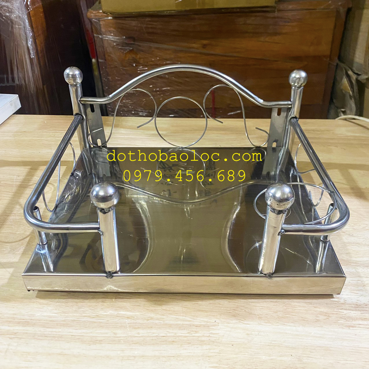 Bàn thiên inox 304 – bền, đẹp, chắc chắn gồm 4 kích cỡ