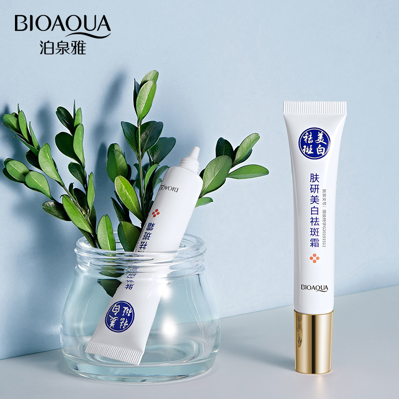 Mặt nạ mắt trái đào bioaqua , kem trị tàn nhang bioaqua ti do, tido