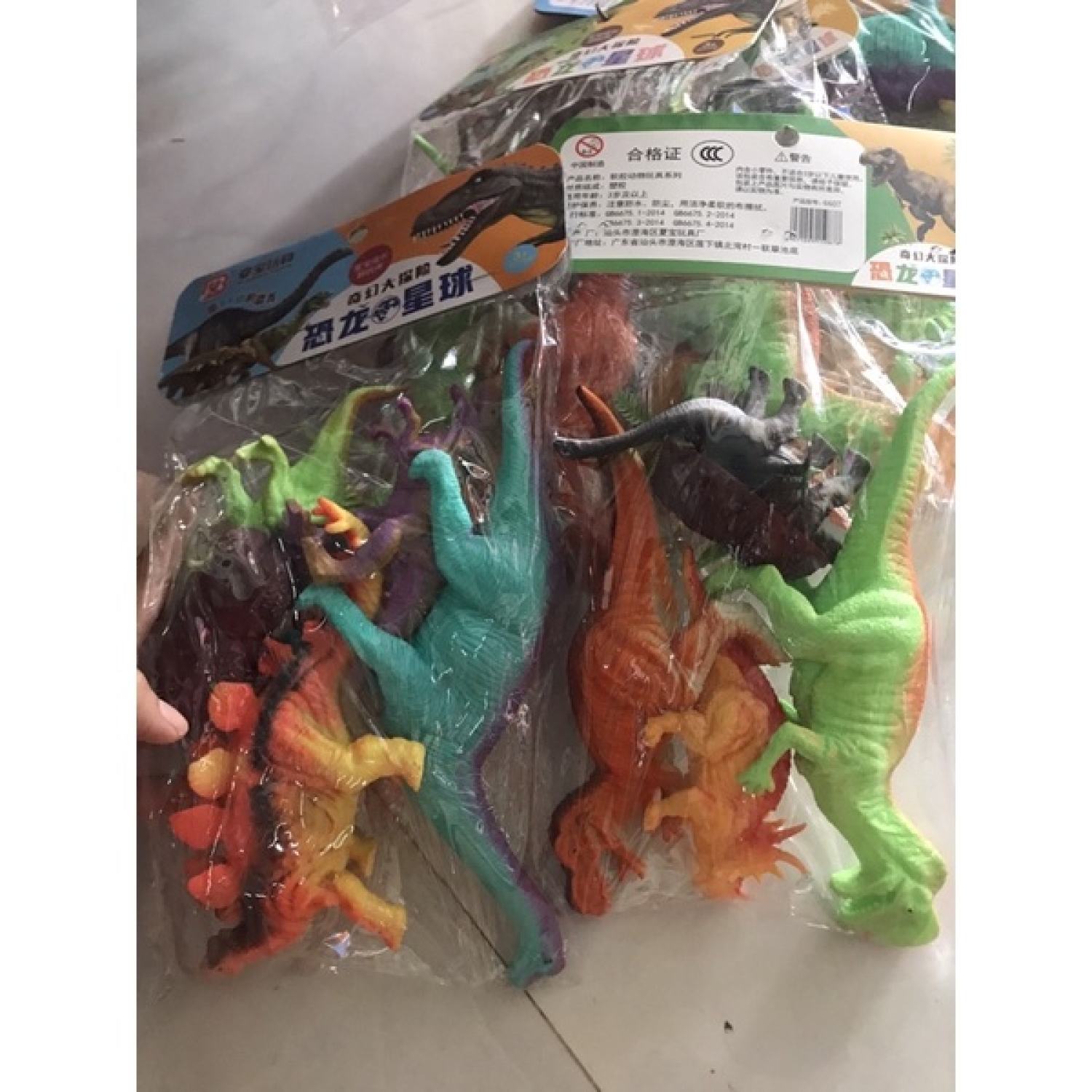 Túi khủng long 6 con nhựa dẻo