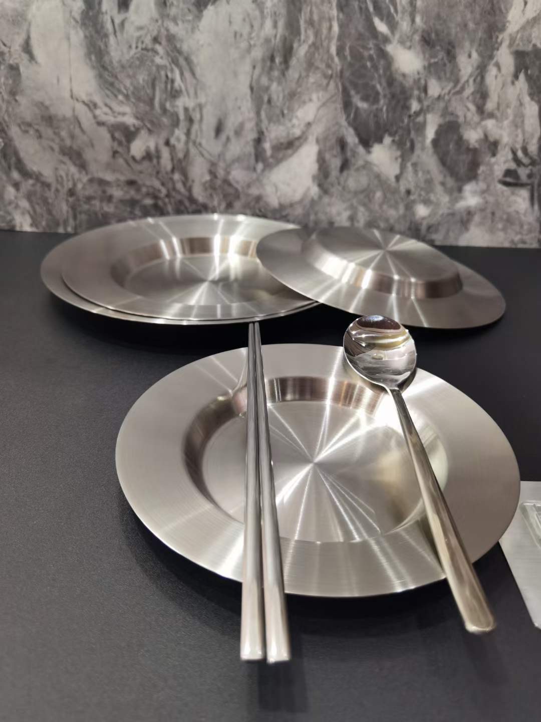Đĩa Tròn Trơn Hàn Quốc Bằng Inox Cao Cấp