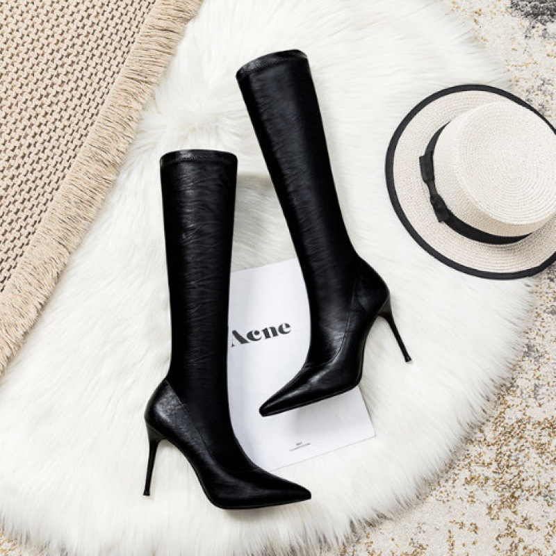 Bốt Cao Cổ Khóa Sờn Mũi Nhọn Đế 8cm Boot Da Mềm Full Box