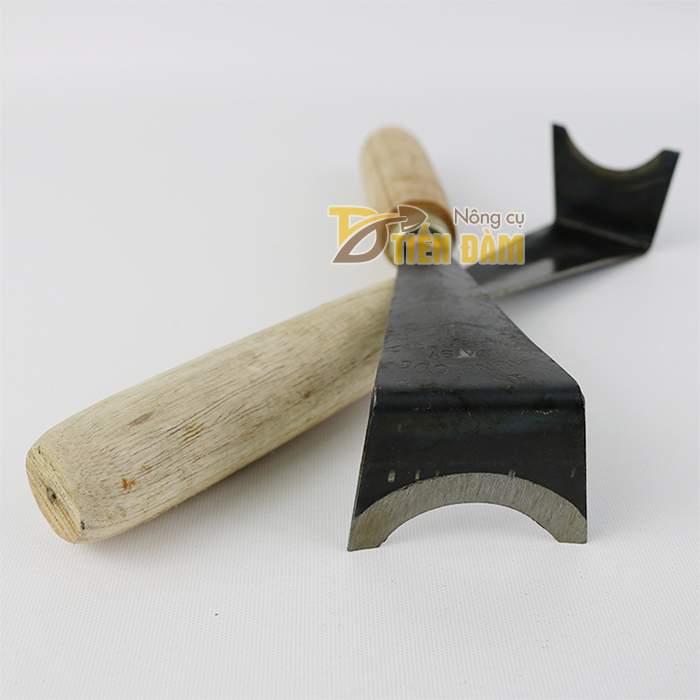 Dụng cụ cạo vỏ mía lưỡi thép rèn