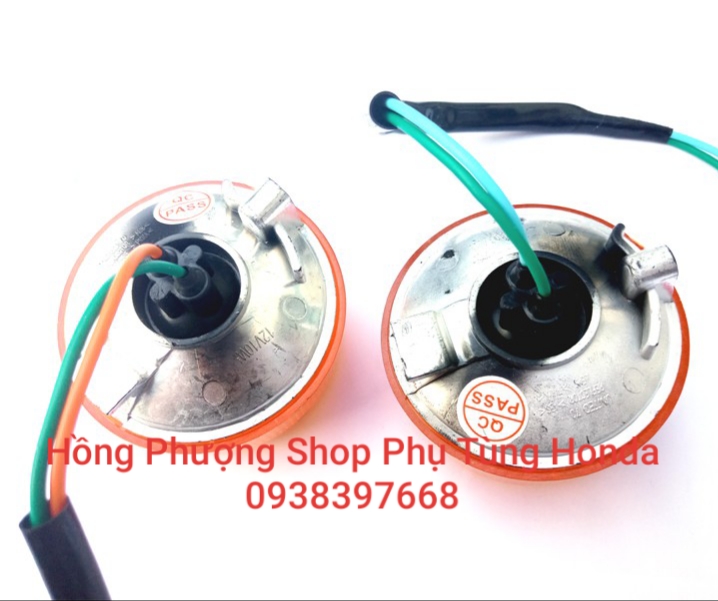 [HCM]CẶP XI NHAN TRƯỚC XE CUB 81 ĐỜI MỚI UMV