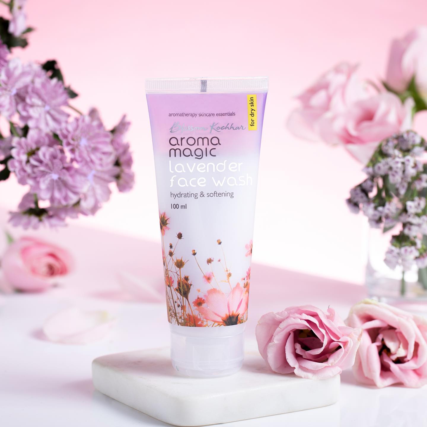 Sữa rửa mặt lavender Aroma Magic Lavender Face Wash - hebenastore