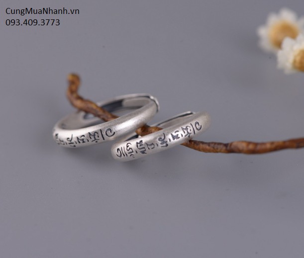 NHẪN KHẮC OM MANI PADME HUM TIẾNG PHẠN - NH251