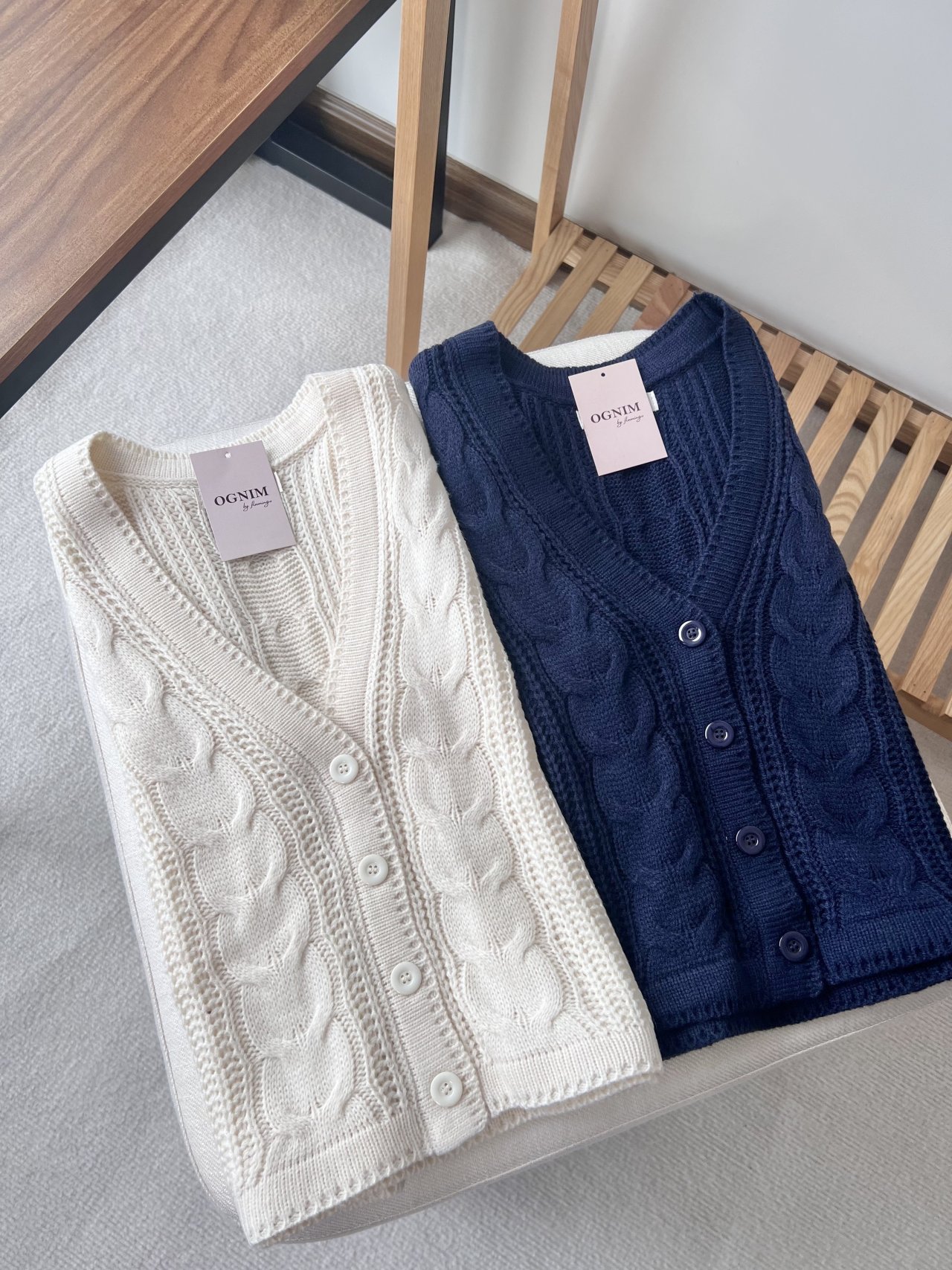[ogniM Seoul] Áo gile len xoắn phong cách Hàn Quốc (Made in Korea)