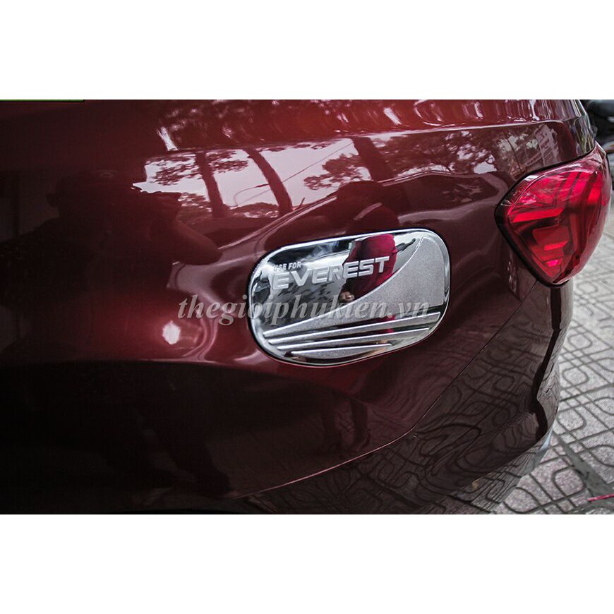 Ốp nắp bình xăng Ford Everest 2016-2021 -mạ Crom( hàng chất )