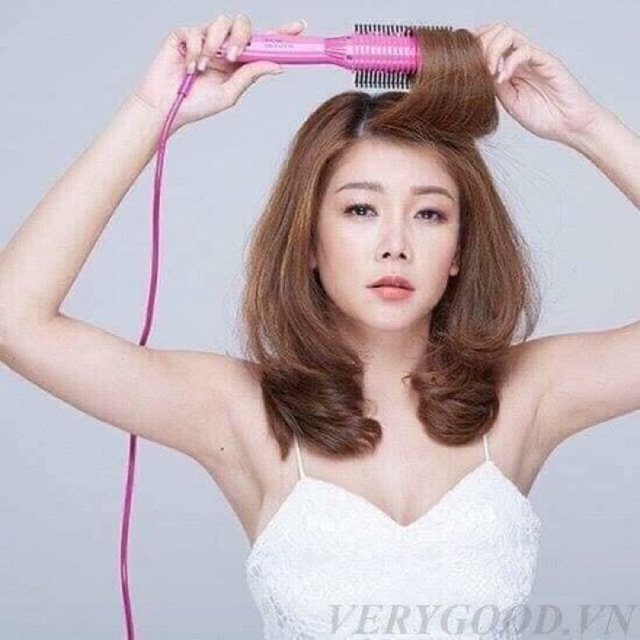 Lược điện đa năng nova 8810 siêu tiện dụng
