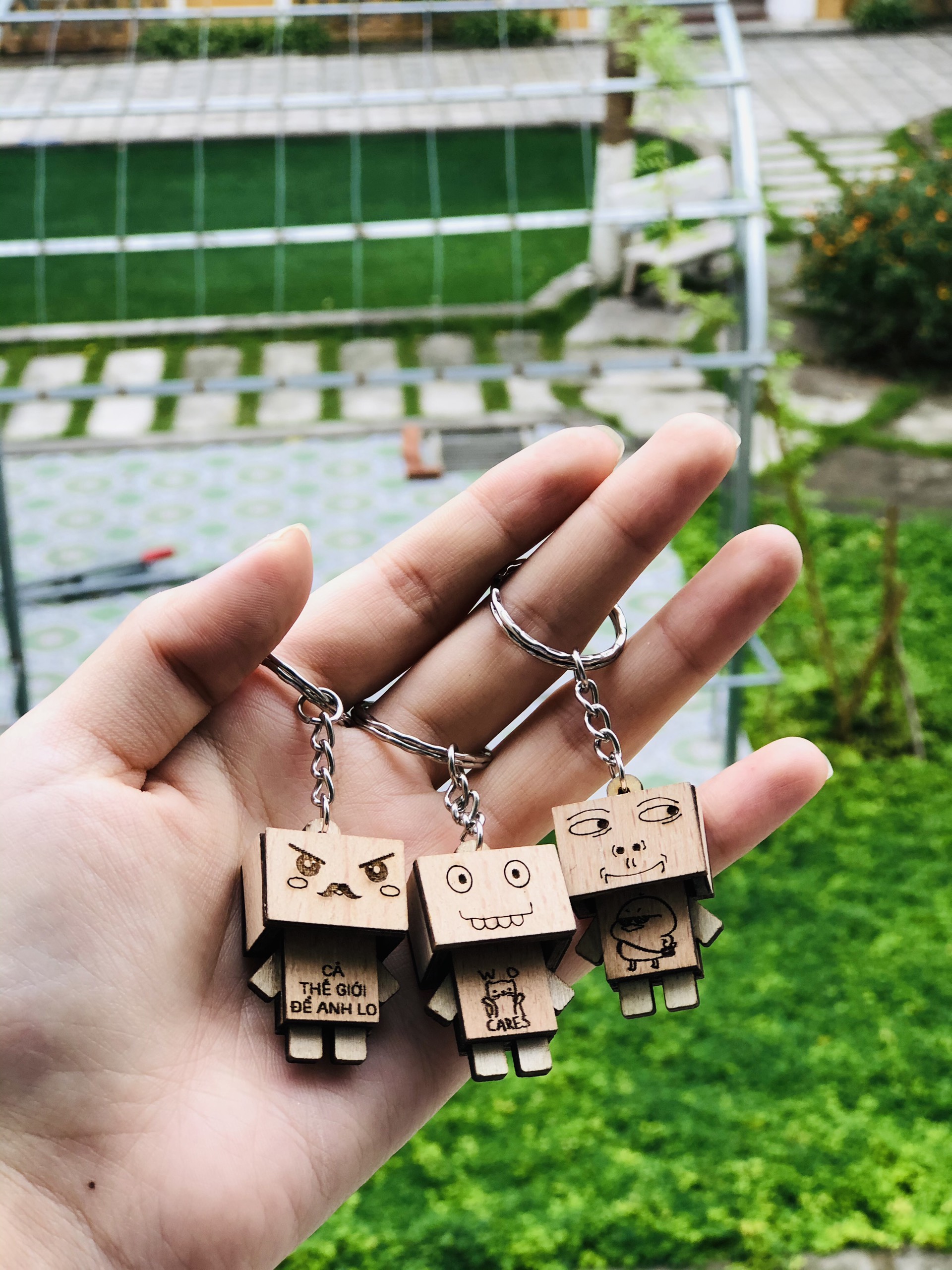 Móc khóa danbo mặt cười Gỗ