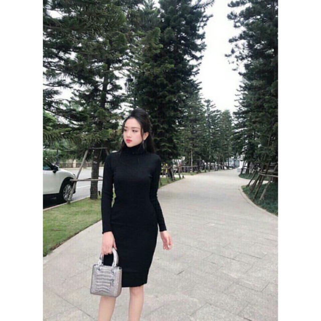 Váy Body Cổ Lọ