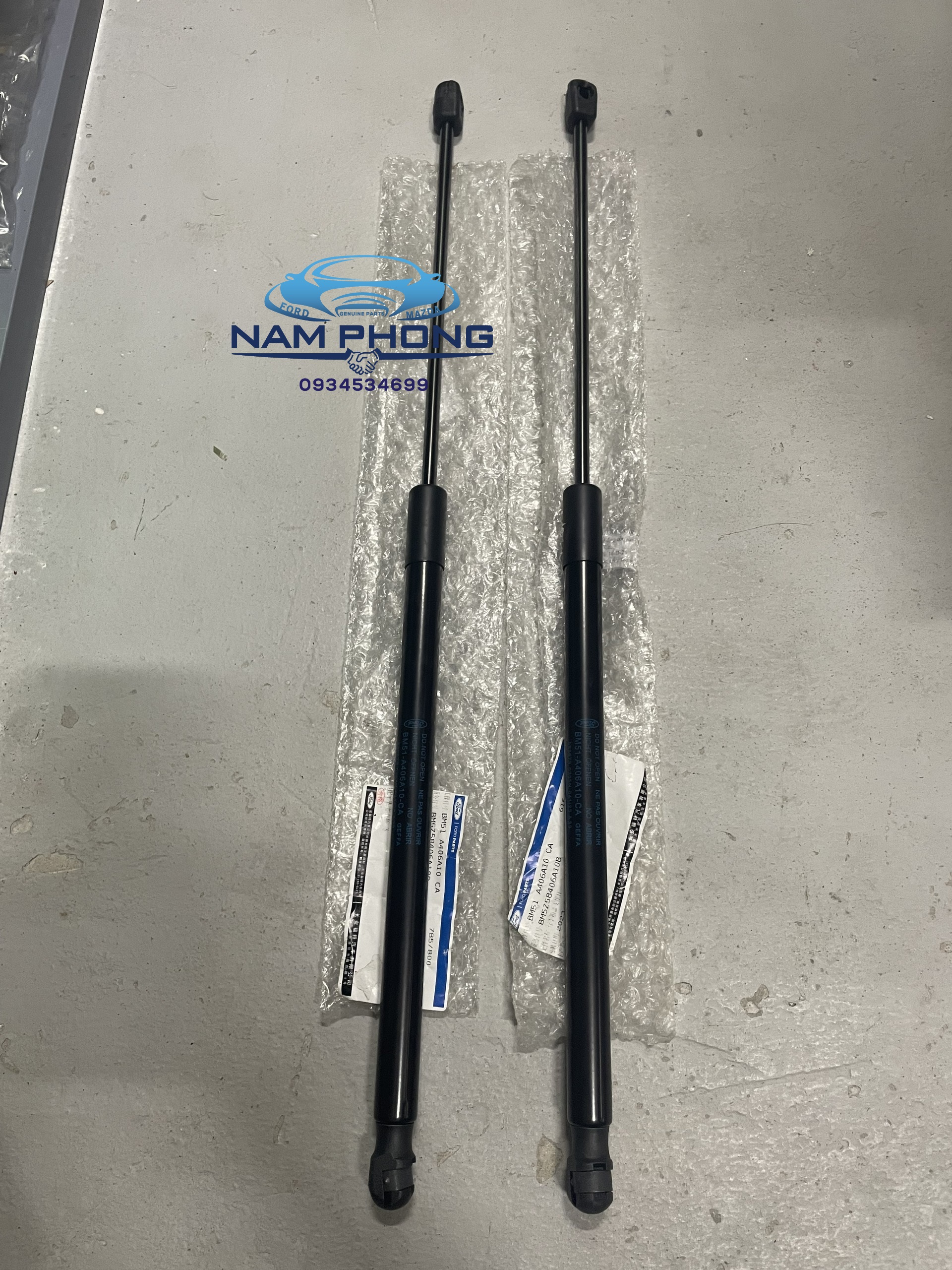 Ty chống cốp sau focus 13-19 5d xịn - bm51a406a10ca / bm51a406a10bb
