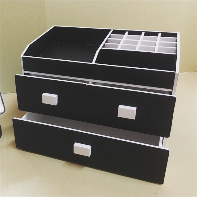 Kệ đựng mỹ phẩm 3 tầng đen