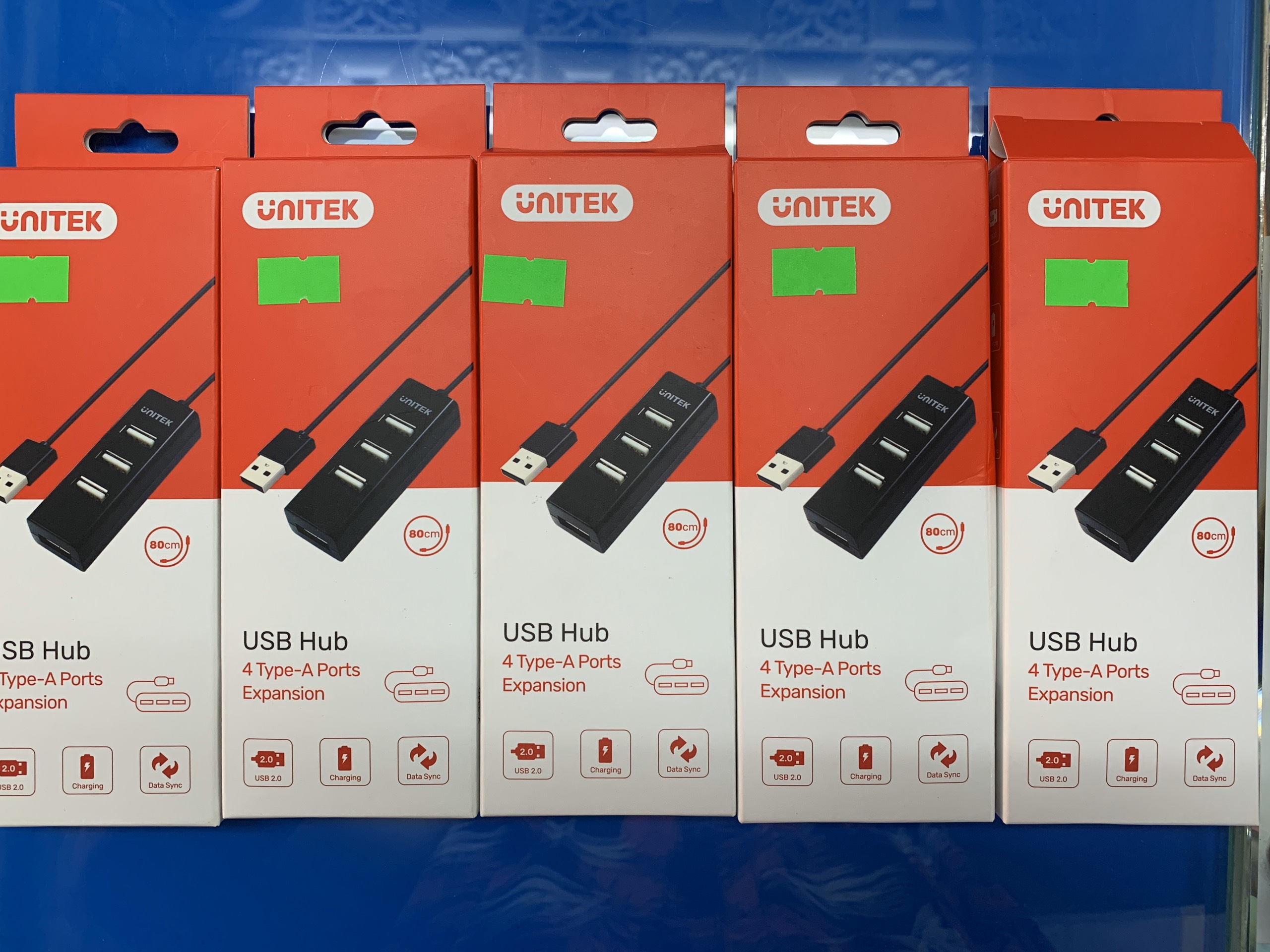 Hub USB 2.0 1 ra 4 cổng dây dài 80cm UNITEK Y-2140