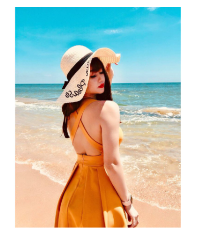 Đầm Maxi Dáng Xòe Vàng Hở Lưng Siêu Xinh