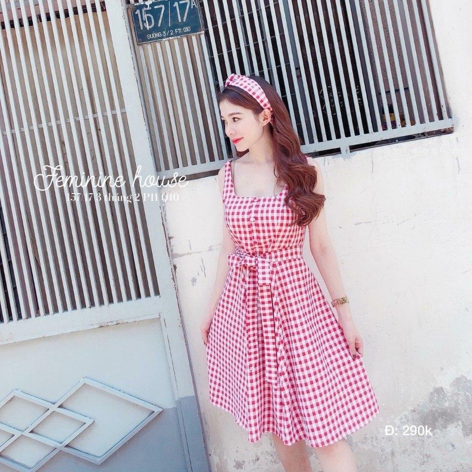 Đầm xòe caro (không kèm băng đô vải)