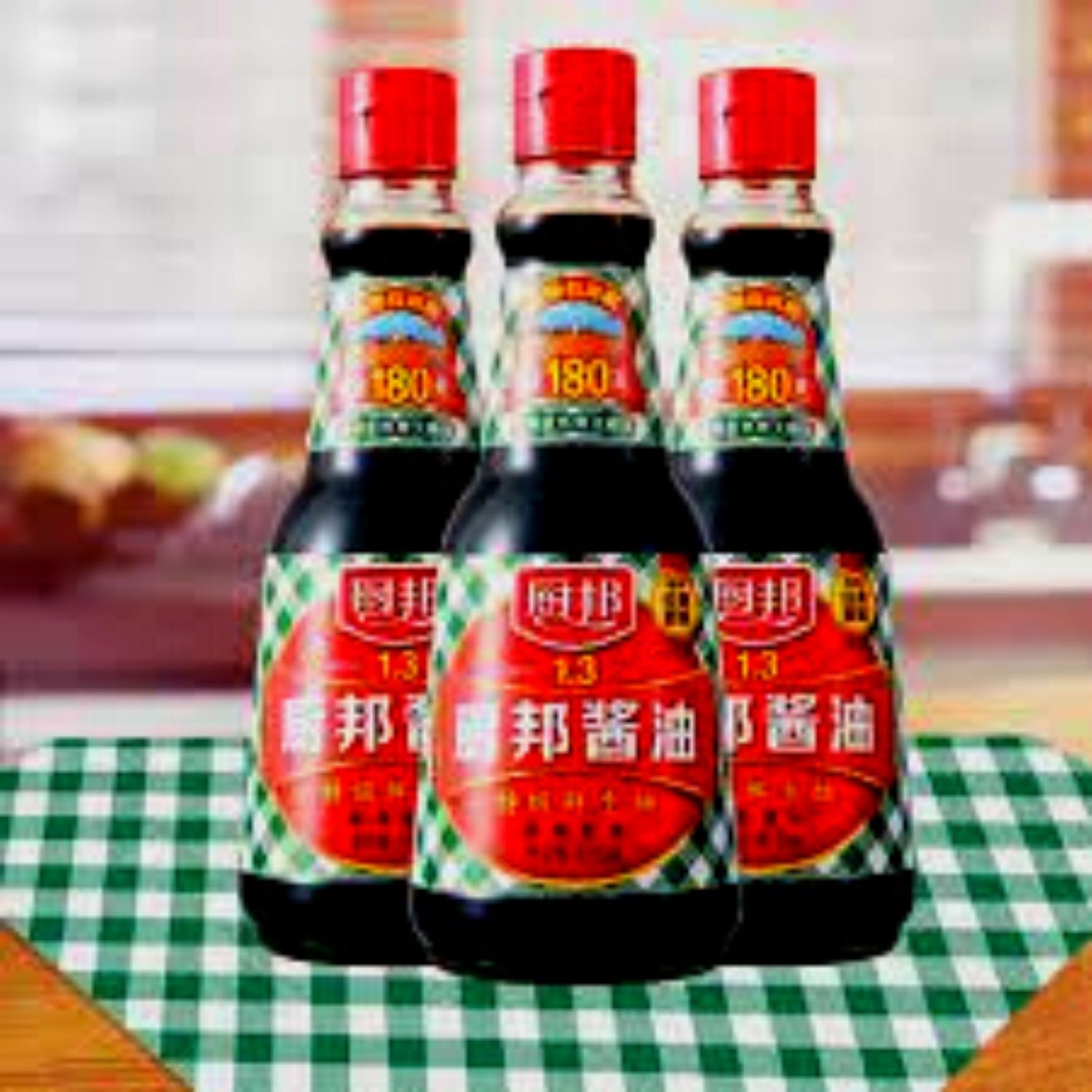 Xì dầu cao cấp bếp bang (CHUBANG) chai 410ml