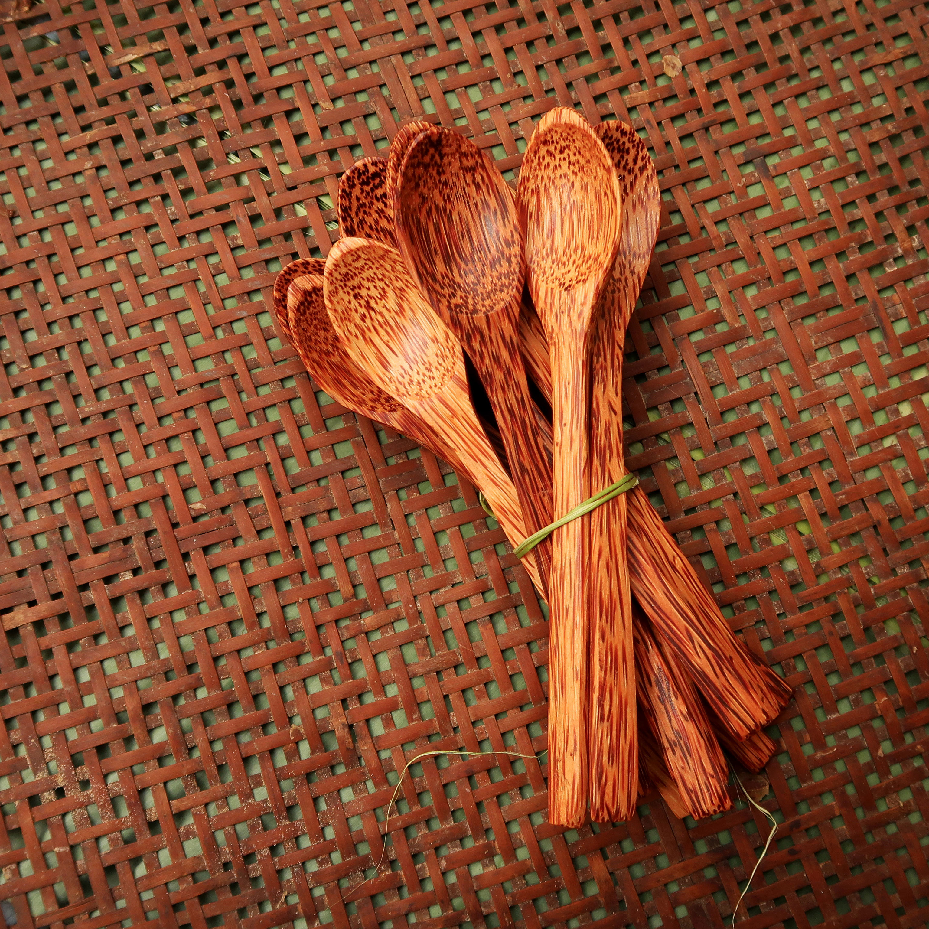 Wooden coconut spoon (size ~17x3 (cm))