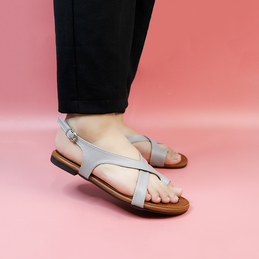 Giày sandal nữ đế bằng xỏ ngón quai chéo thời trang đi học, đi dạo, đi chơi , thường ngày , freeship