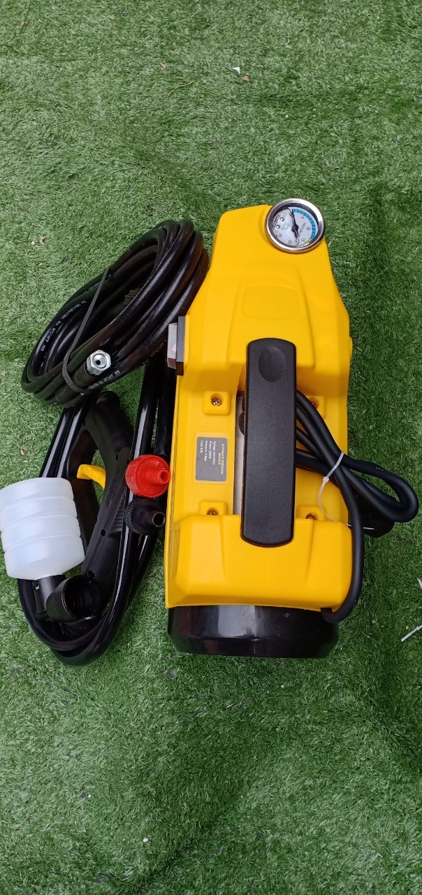Máy rửa xe mini PANASONIC áp lực cao hàng công ty