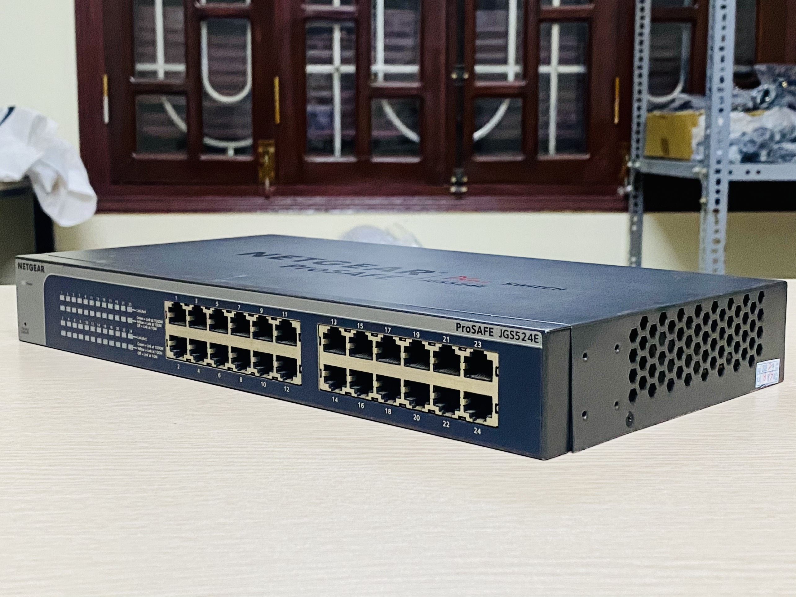 Bộ Chia Mạng NETGEAR 24-Port Gigabit Ethernet Plus Switch (JGS524E)