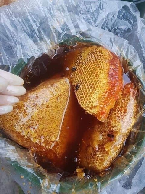 1kg mật ong rừng nguyên sáp