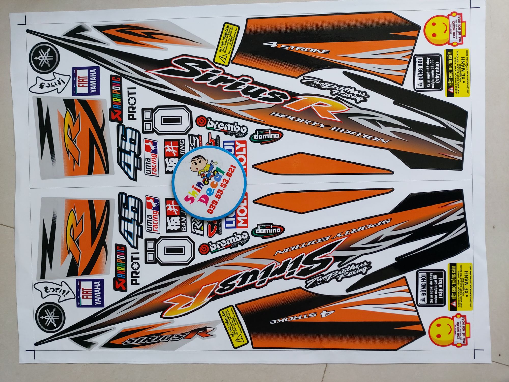 [HCM]Tem sirius xăng cơ R cam bạc đen tặng logo