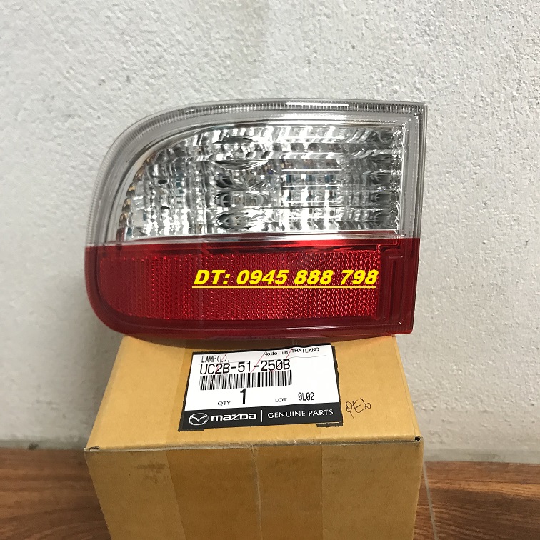 Đèn phản quang sau Mazda BT50