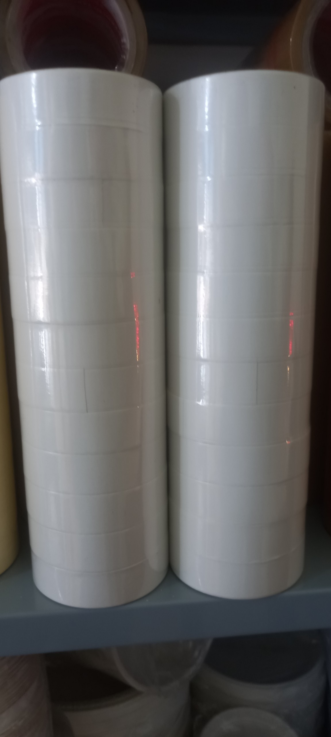 Băng Keo 2 Mặt 2.4 1 Cây (12 Cuộn)