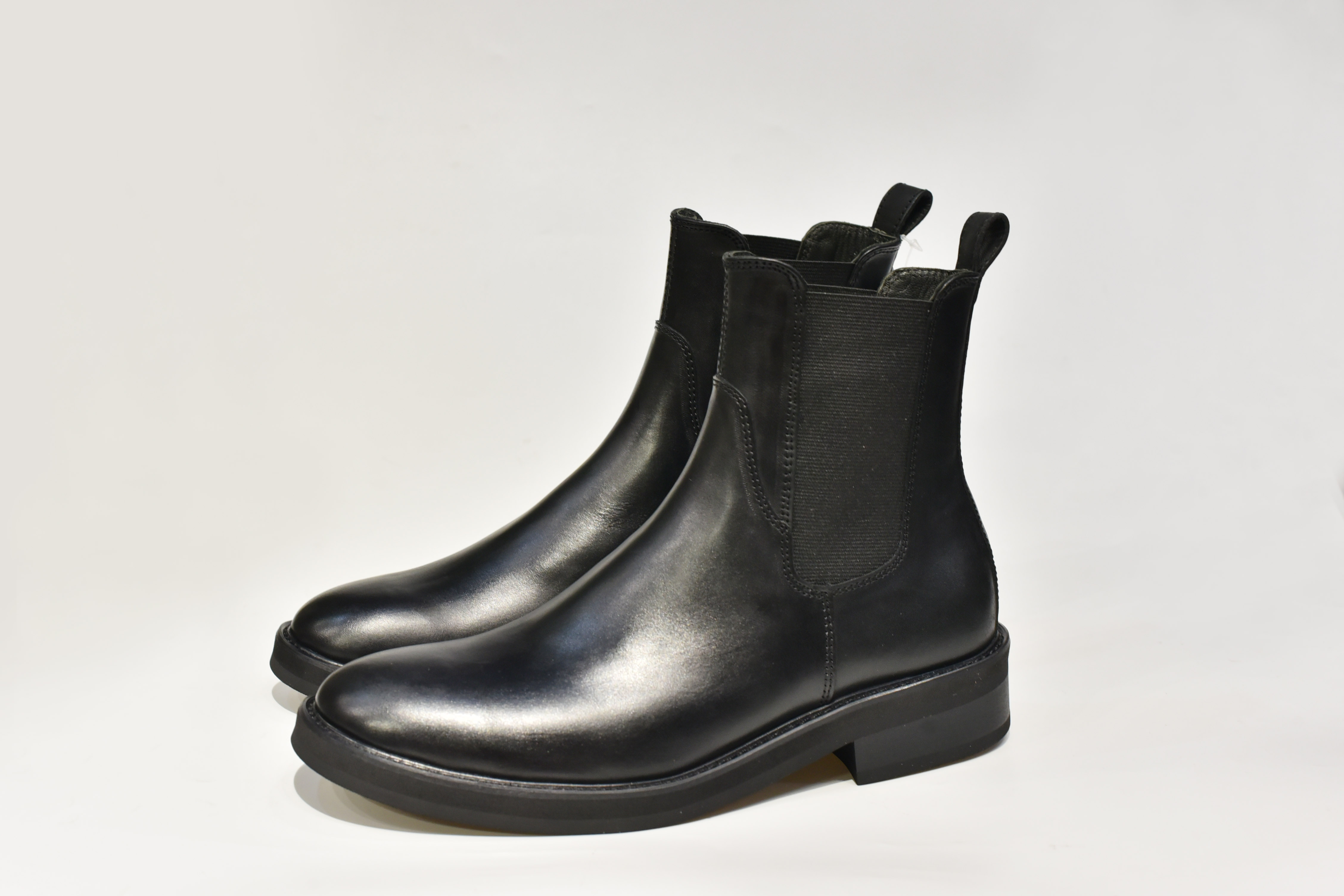 [TATHANIUM Footwear] Giày Chelsea boot nam màu đen da bò mộc