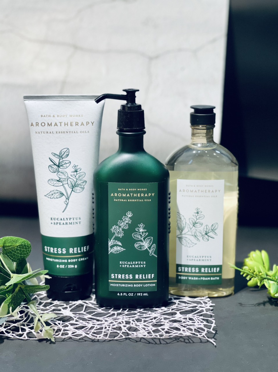 Lotion sữa tắm AROMATHERAPY Bath & body Works bill Mỹ