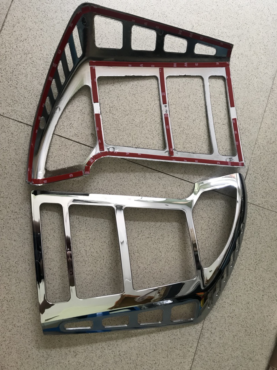 Bộ 2 ốp viền đèn pha + 2 ốp viền đèn hậu mạ crom xe kia carens form 2005,2006,2007,2008,2009,2010,2011,2012,2013,2014,2015