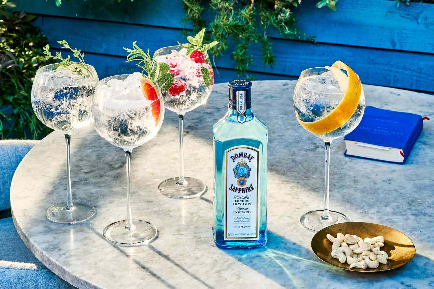 [CHÍNH HÃNG] Rượu London Dry Gin Bombay Sapphire - 700ML - 47%