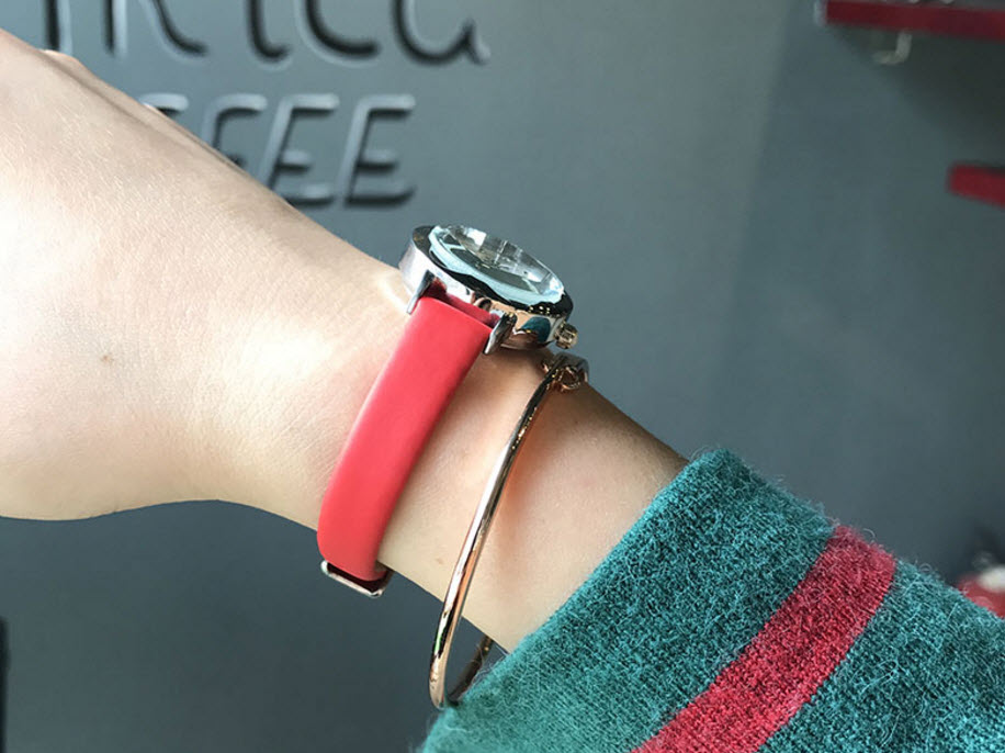 (Extra gift 1 tablets battery worth 20K) watches women Yuhao lovely
