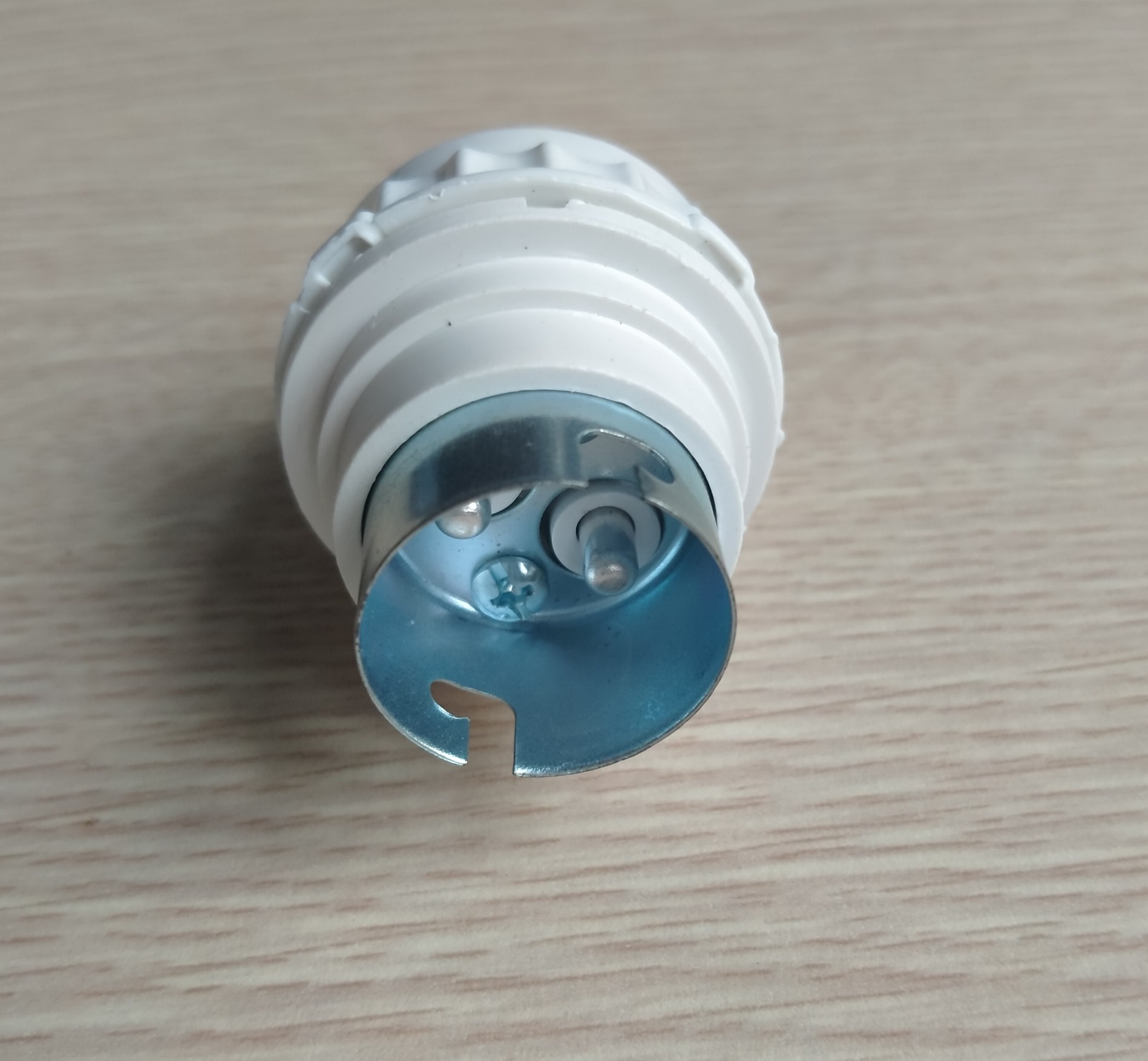 Đuôi Đèn Gài Đui Đèn B22 Đuôi Đèn Gài Treo