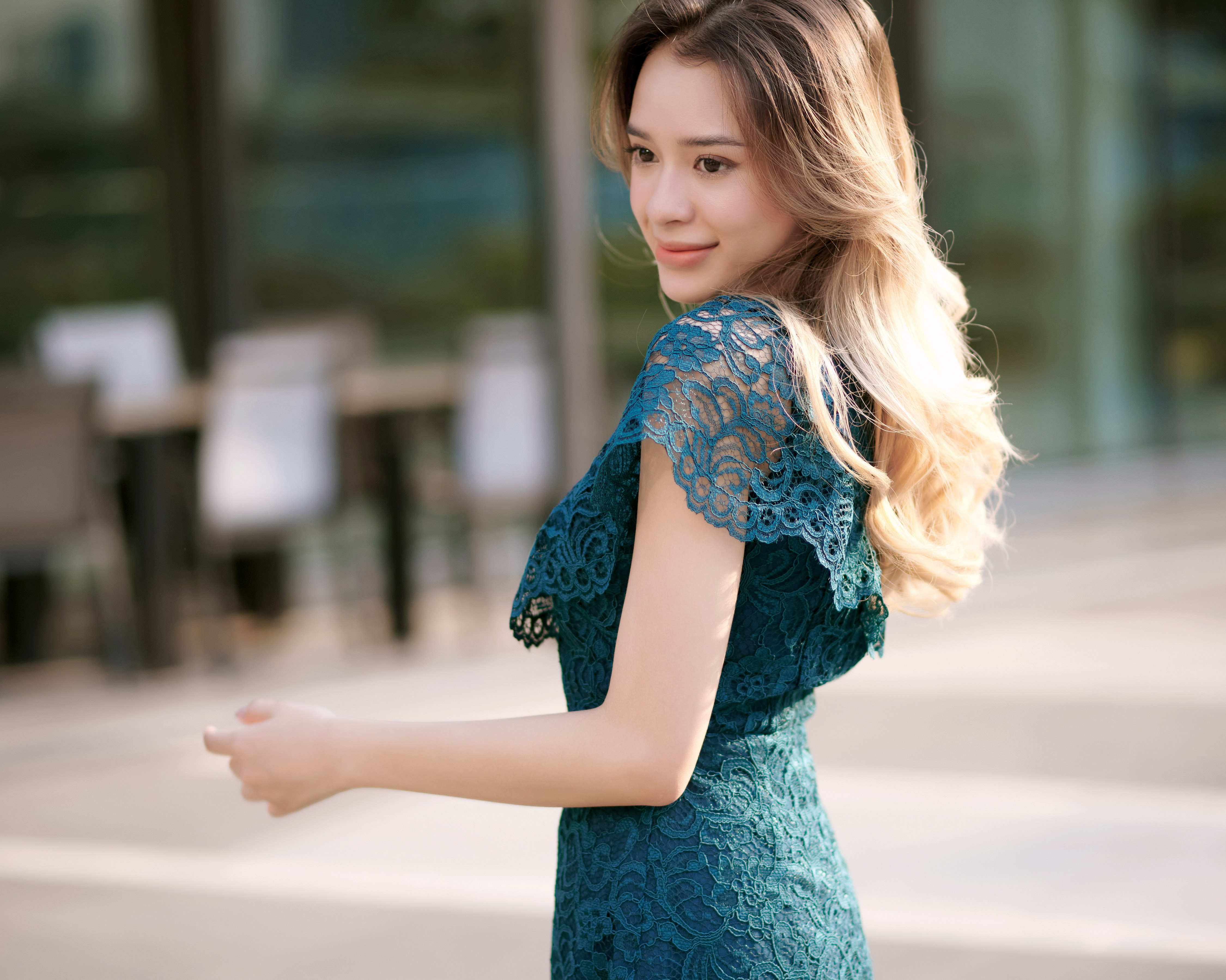 Đầm Ren Xanh Rêu