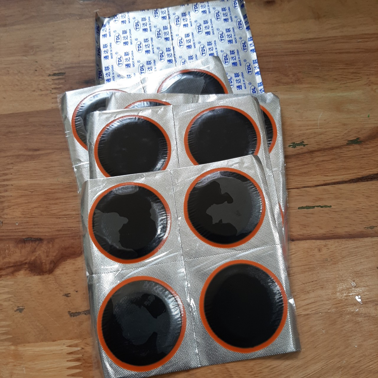 Miếng vá săm dạng vĩ loại 52mm TDL L3 (giá bán 10 vĩ là 40 miếng)