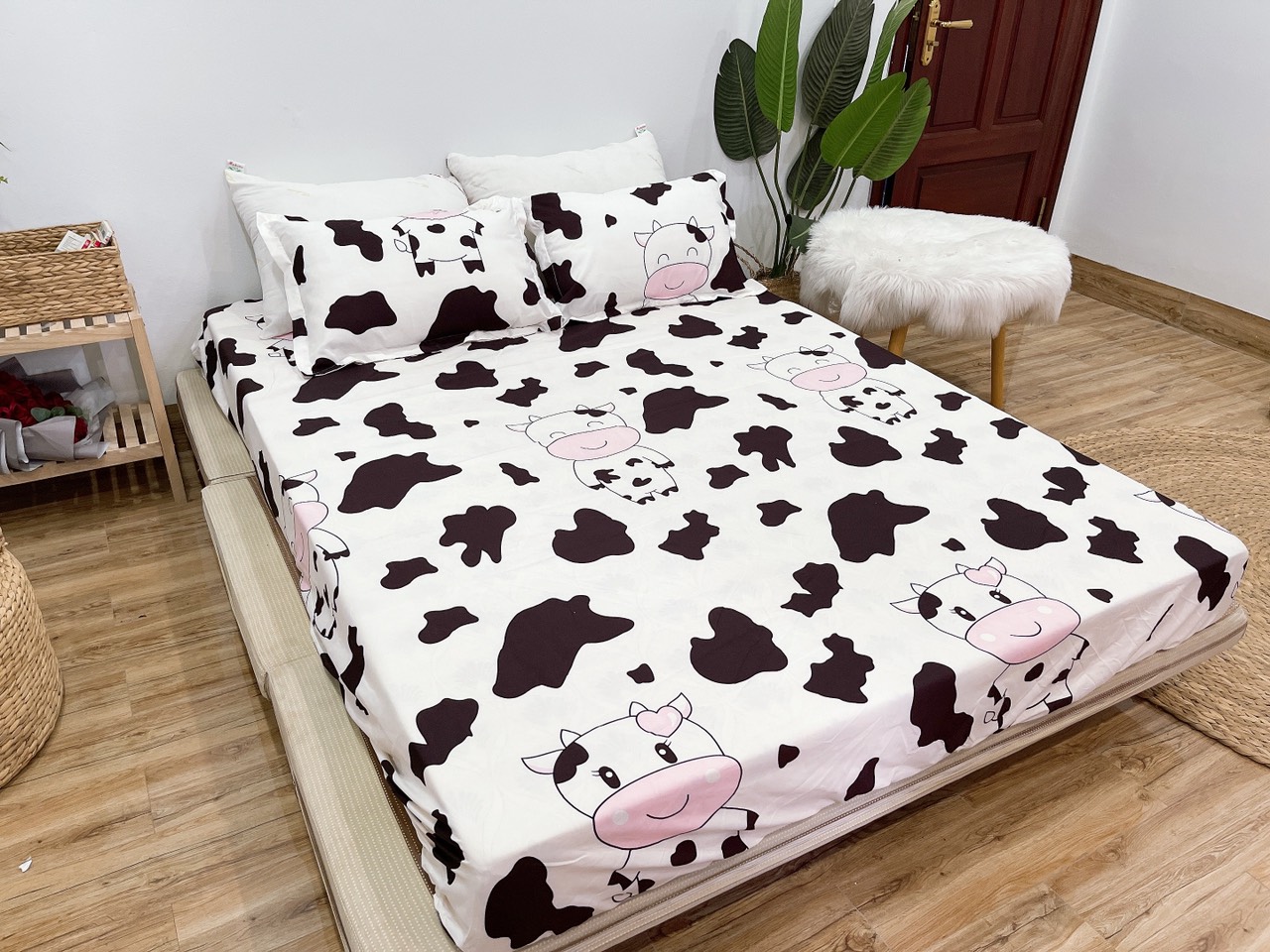 Set Ga Gối Mẫu Bò Sữa Trắng P48