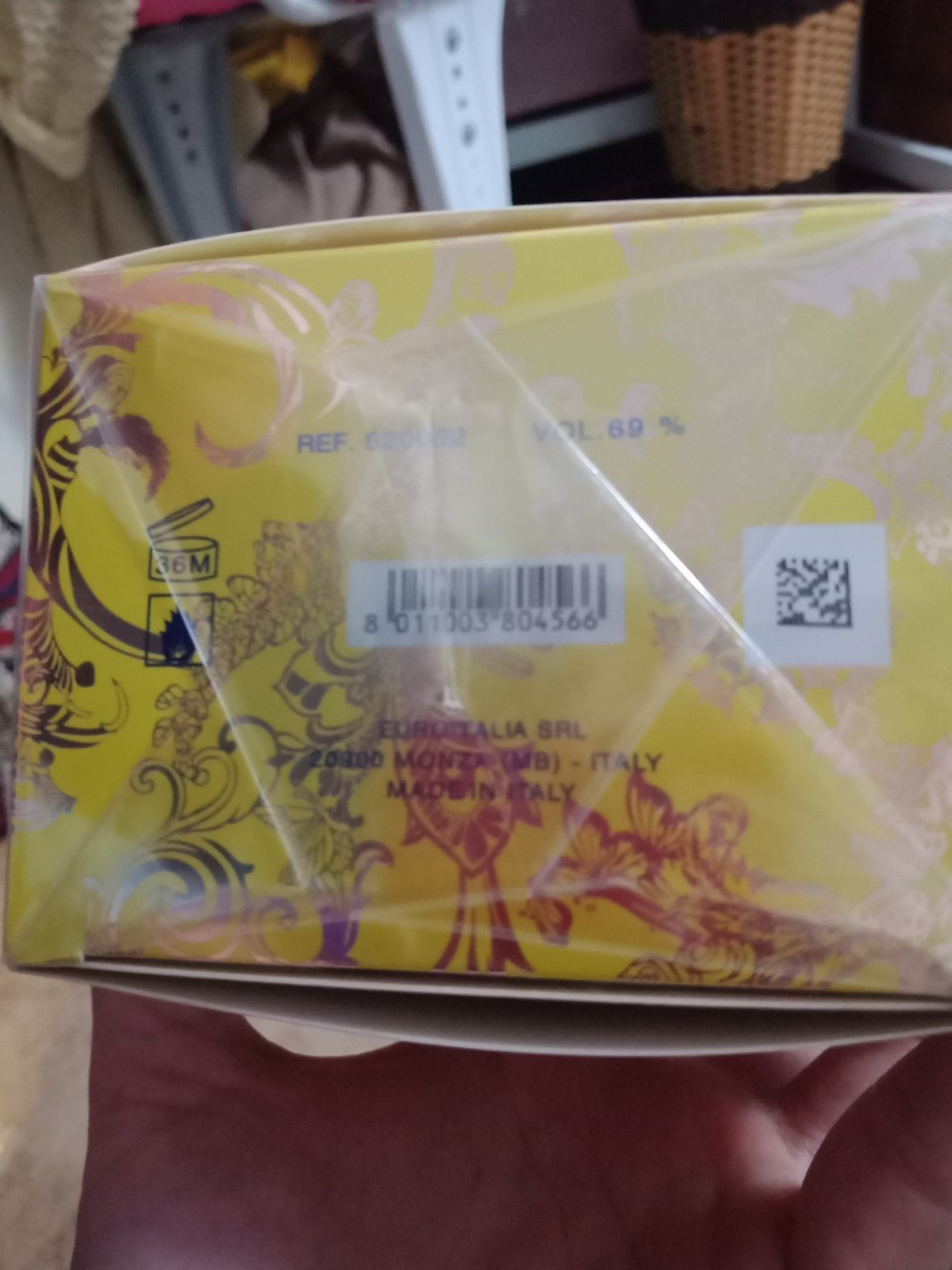 Nước hoa nữ  VER  màu vàng