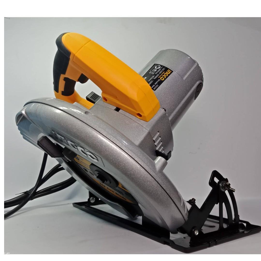 235mm Máy cưa đĩa tròn 2200W INGCO CS2358