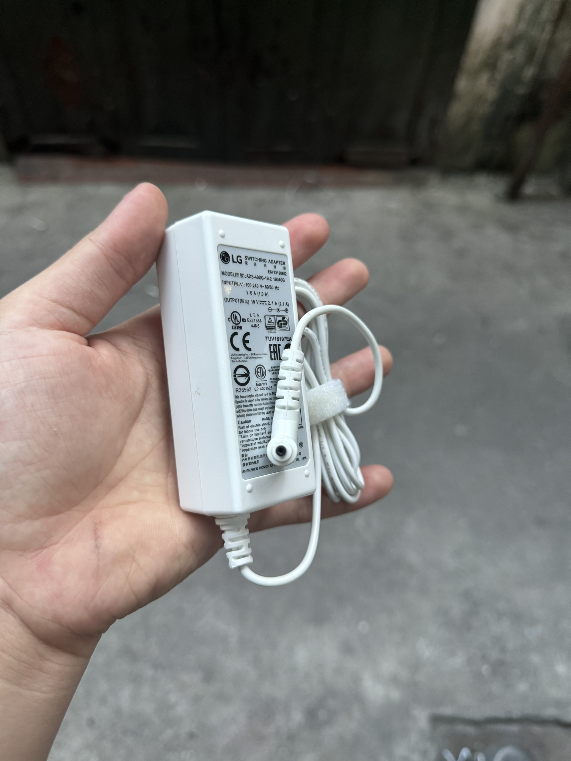 Sạc Laptop LG Gram 19V 2.1A