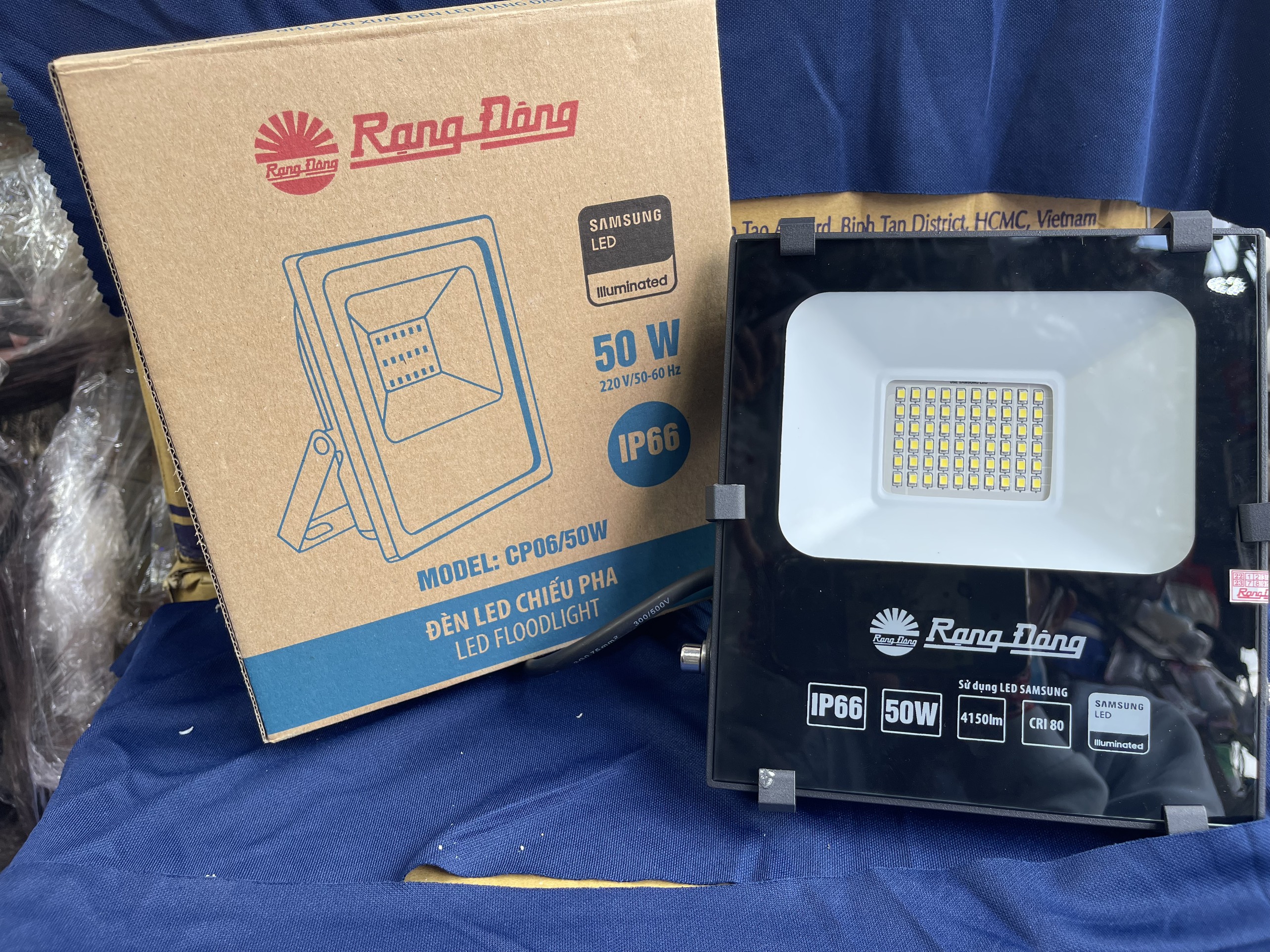 Đèn pha LED 50W/100W RẠNG ĐÔNG