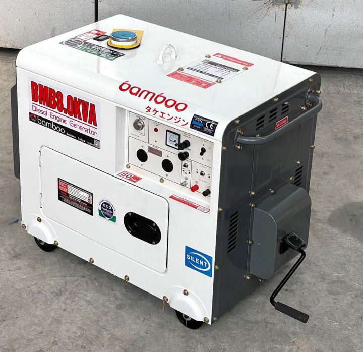 Máy Phát Điện Chạy Dầu 8kva Bamboo Có Đề Cót