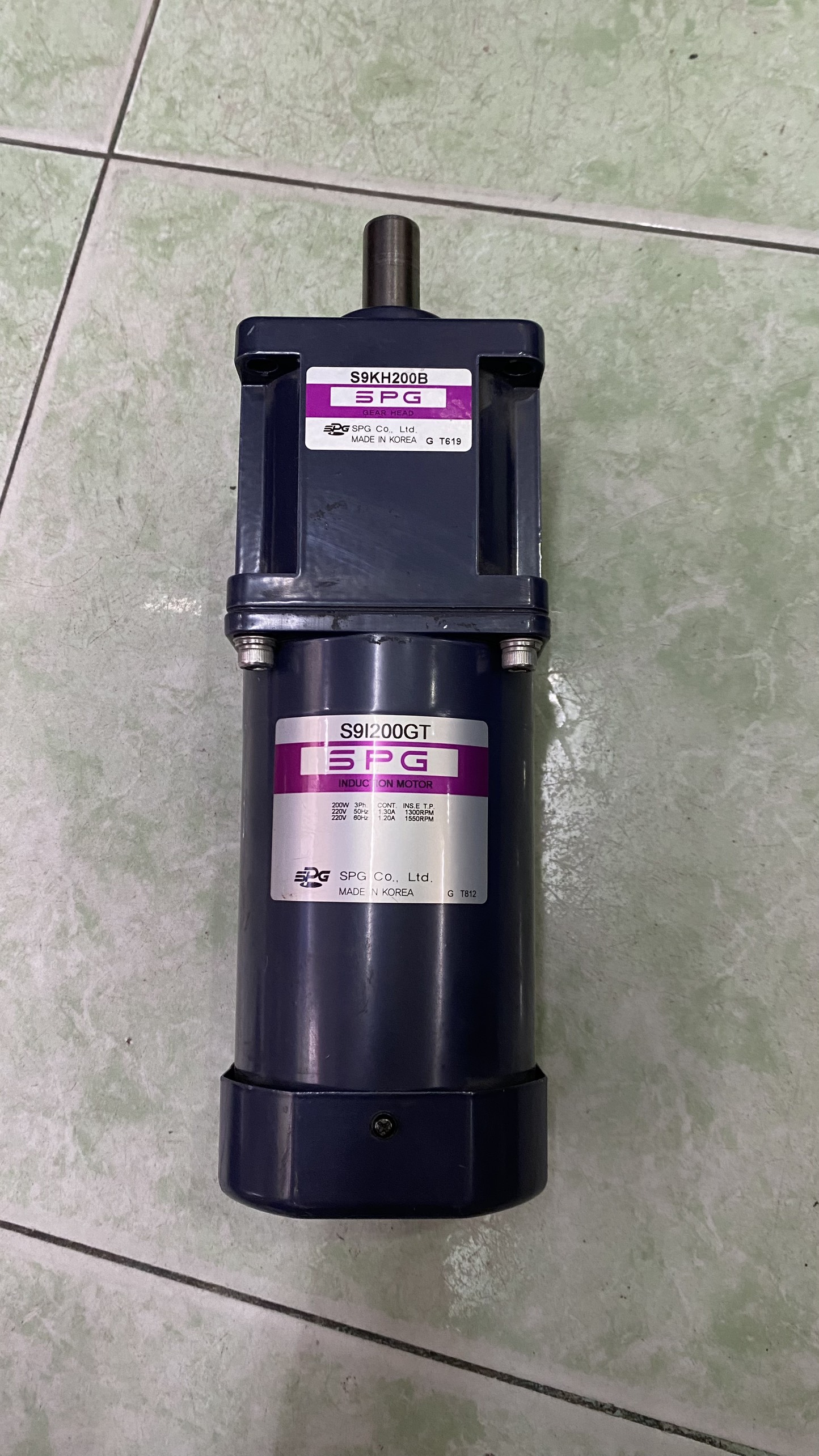 Mô tơ giảm tốc (Motor Giảm Tốc) 200W 220v có đảo chiều, KOREA