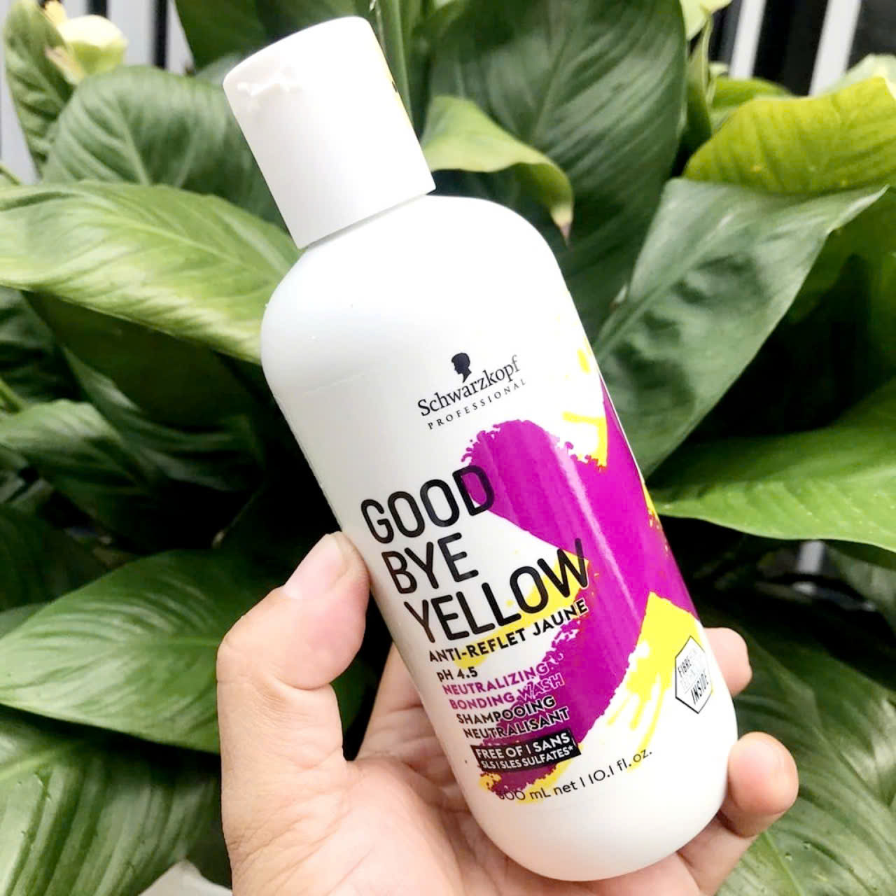 Schwarzkopf Goodbye Yellow Anti-Yellow Shampoo 300ml