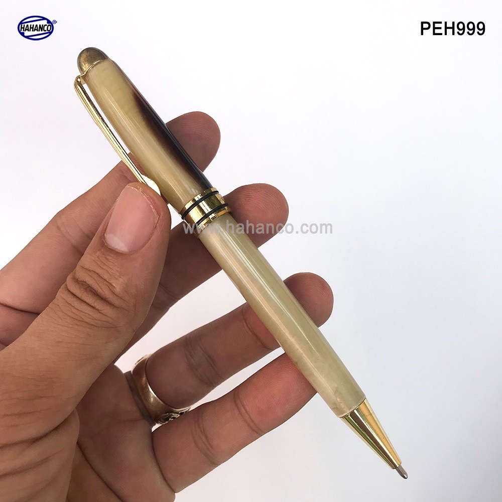 Bút ký cao cấp - vỏ được làm bằng sừng thủ công - đem lại may mắn và đẳng cấp